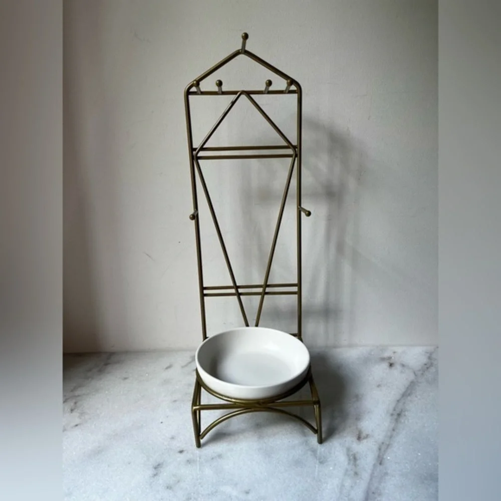 Elegant Gold Metal jewelry Stand, display , holder with ceramic Bowl